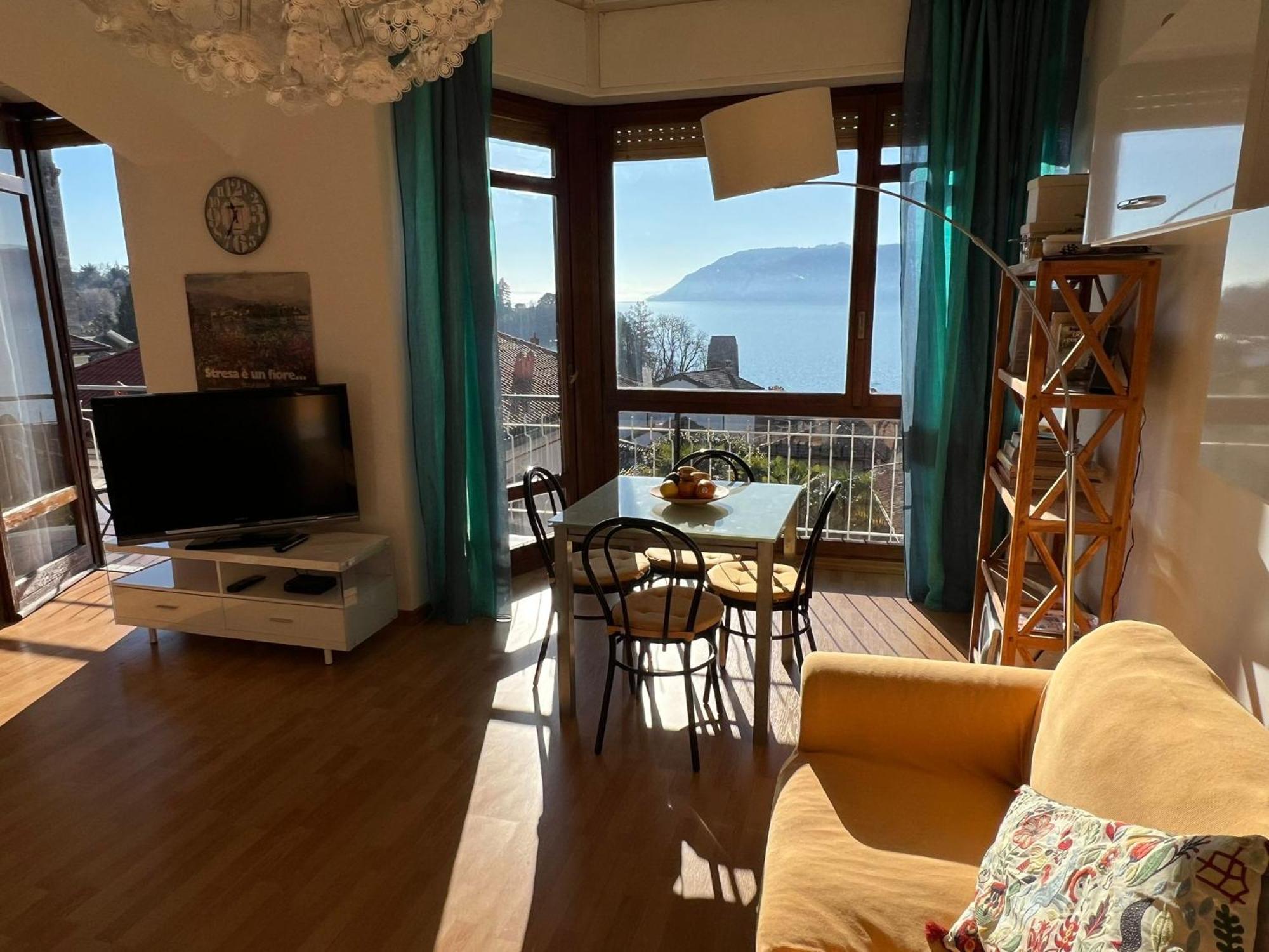 Giuse Apartment Verbania Exterior photo