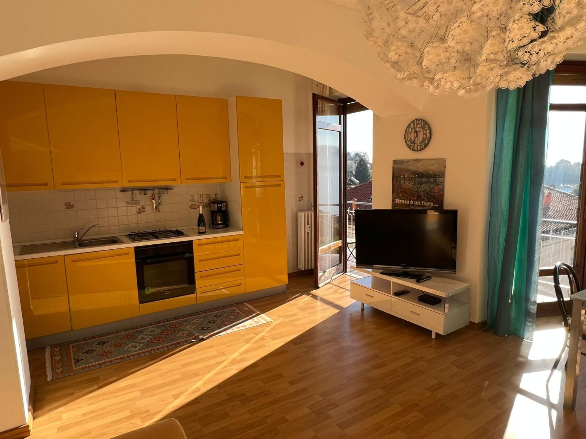 Giuse Apartment Verbania Exterior photo